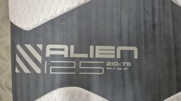 severne-alien-125l-mit-fanatic-foil-frontwing-900-und-1250-1.webp